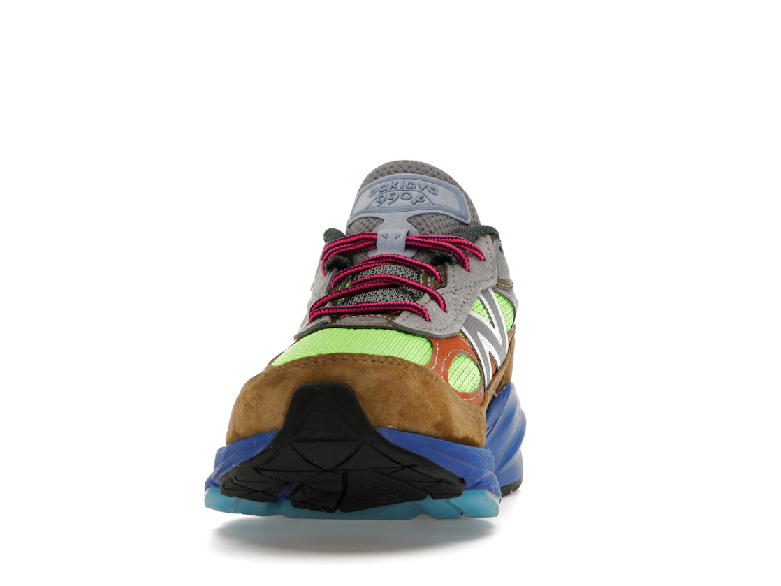 Vue 11 de New Balance 990v6 MiUSA Action Bronson Baklava