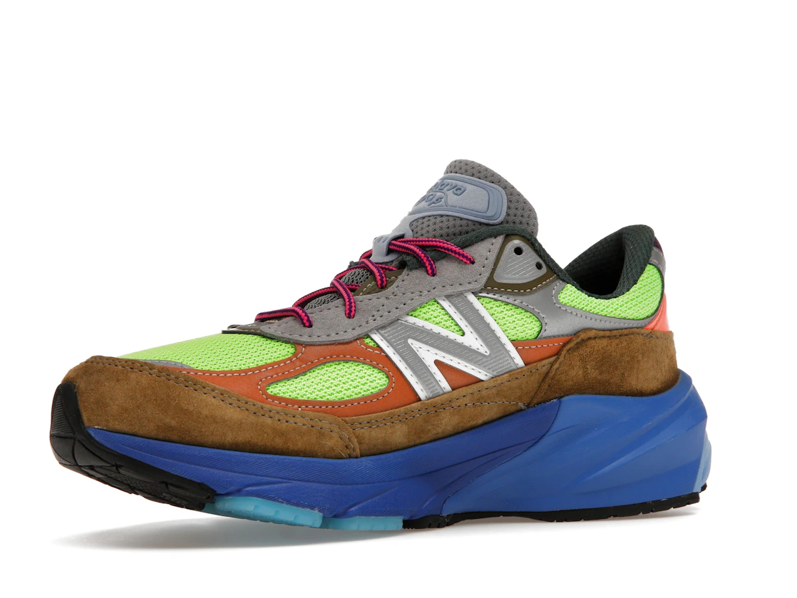 Vue 16 de New Balance 990v6 MiUSA Action Bronson Baklava