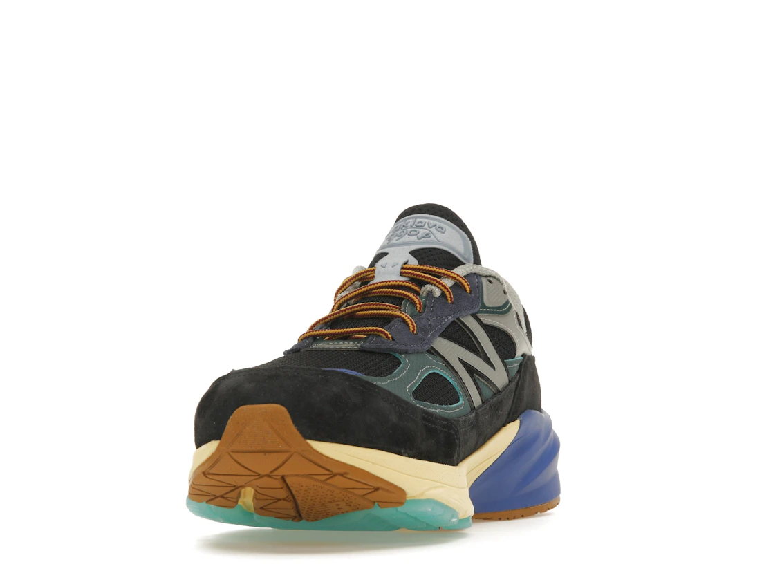 Vue 12 de New Balance 990v6 MiUSA Action Bronson Lapis Lazuli