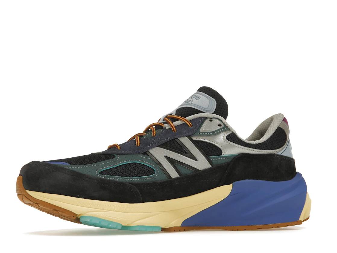 Vue 17 de New Balance 990v6 MiUSA Action Bronson Lapis Lazuli