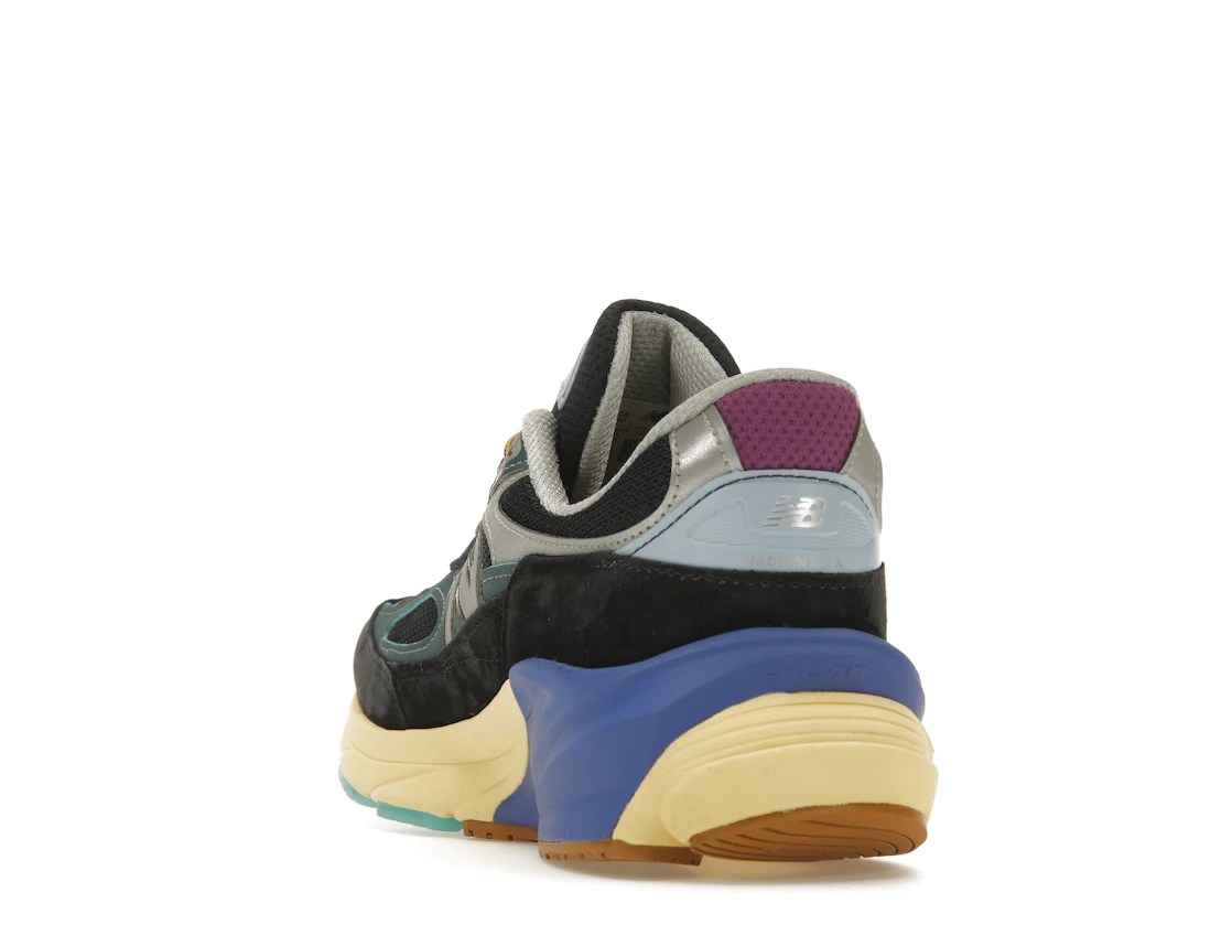 Vue 26 de New Balance 990v6 MiUSA Action Bronson Lapis Lazuli