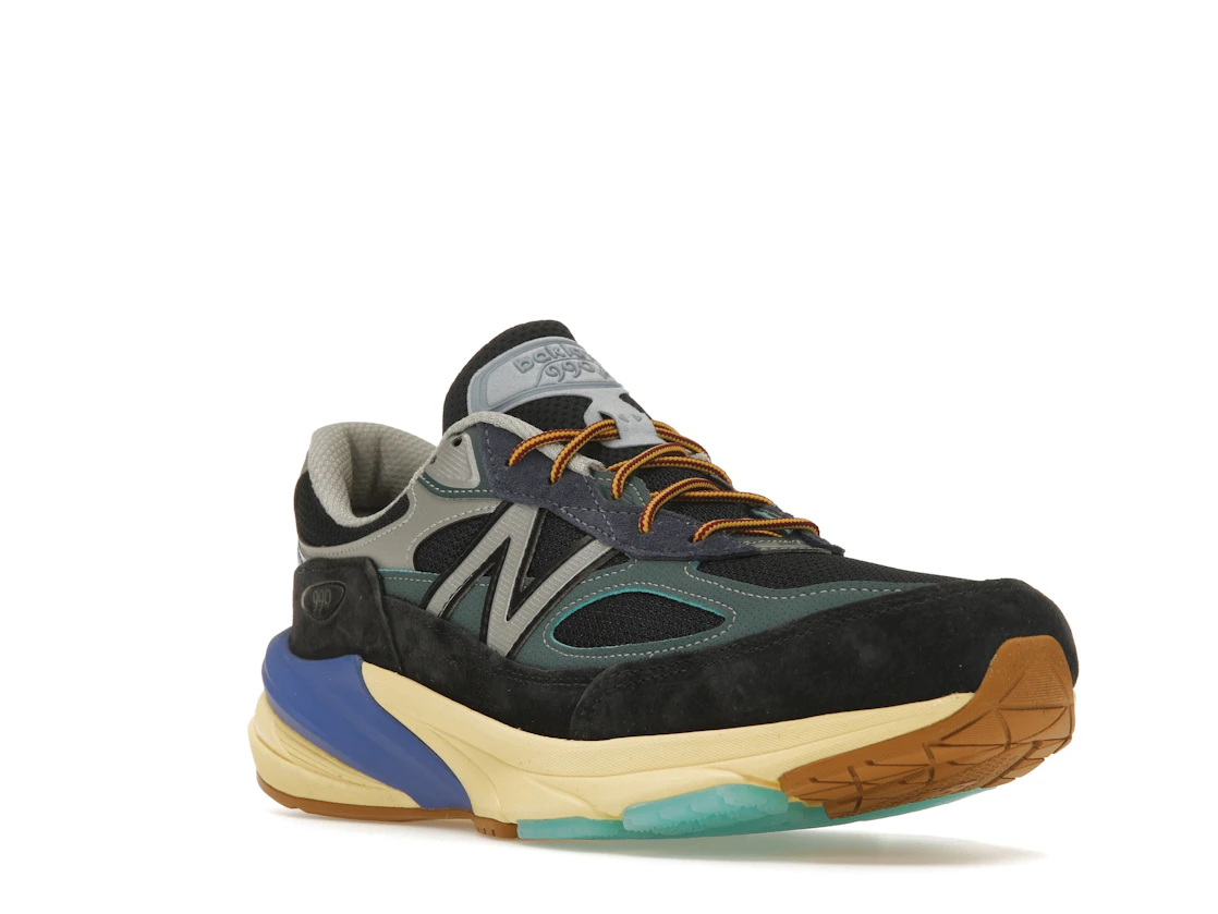 Vue 6 de New Balance 990v6 MiUSA Action Bronson Lapis Lazuli