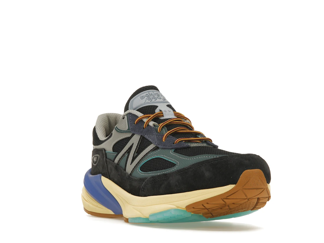Vue 7 de New Balance 990v6 MiUSA Action Bronson Lapis Lazuli