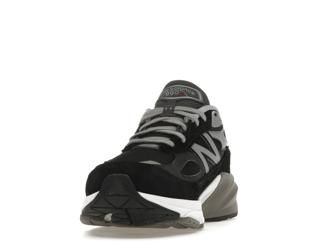 Vue 12 de New Balance 990v6 MiUSA Black Grey White