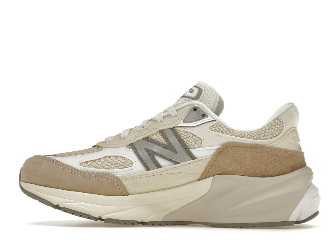 Vue 20 de New Balance 990v6 MiUSA Cream