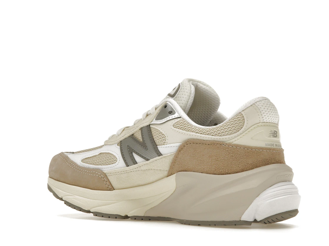 Vue 23 de New Balance 990v6 MiUSA Cream