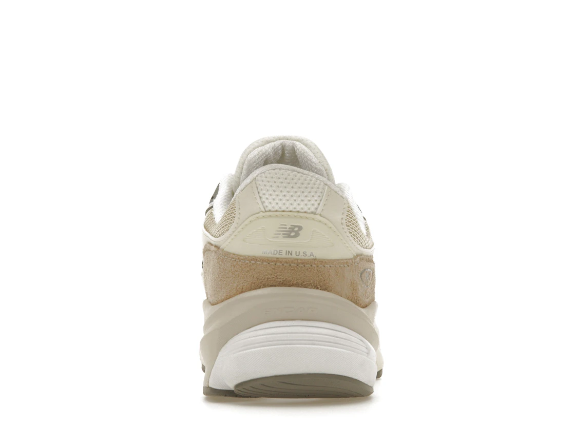 Vue 28 de New Balance 990v6 MiUSA Cream