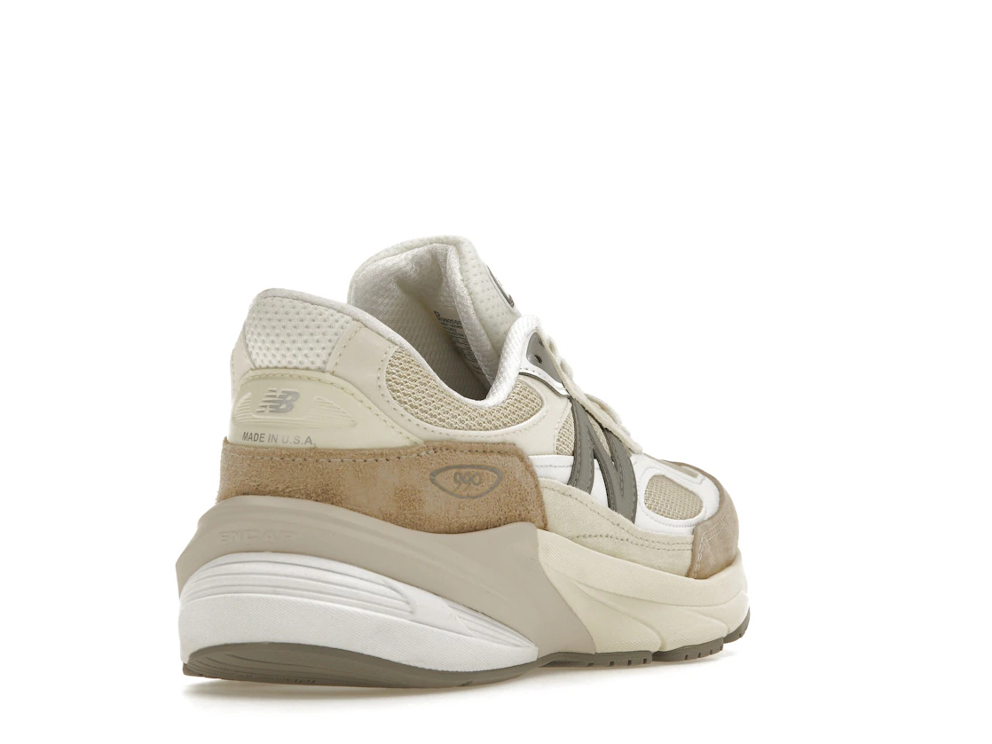 Vue 31 de New Balance 990v6 MiUSA Cream