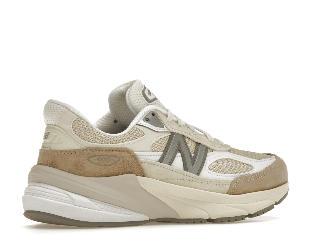 Vue 34 de New Balance 990v6 MiUSA Cream
