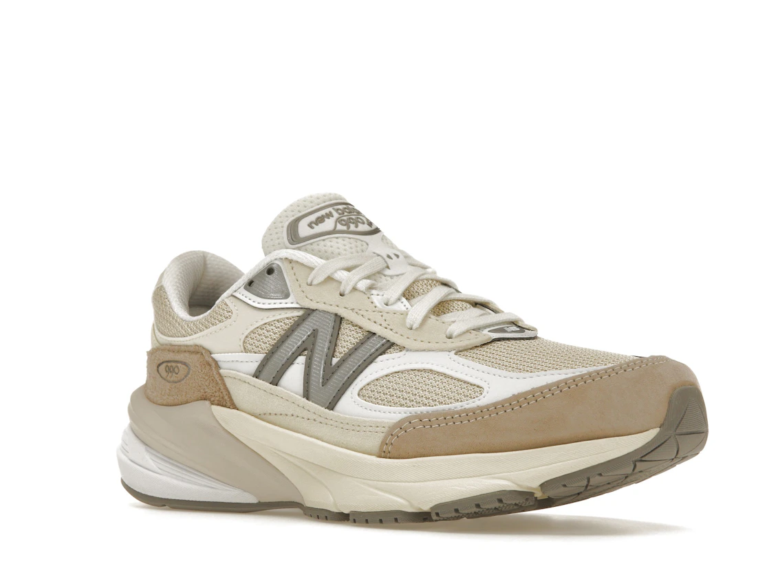 Vue 5 de New Balance 990v6 MiUSA Cream