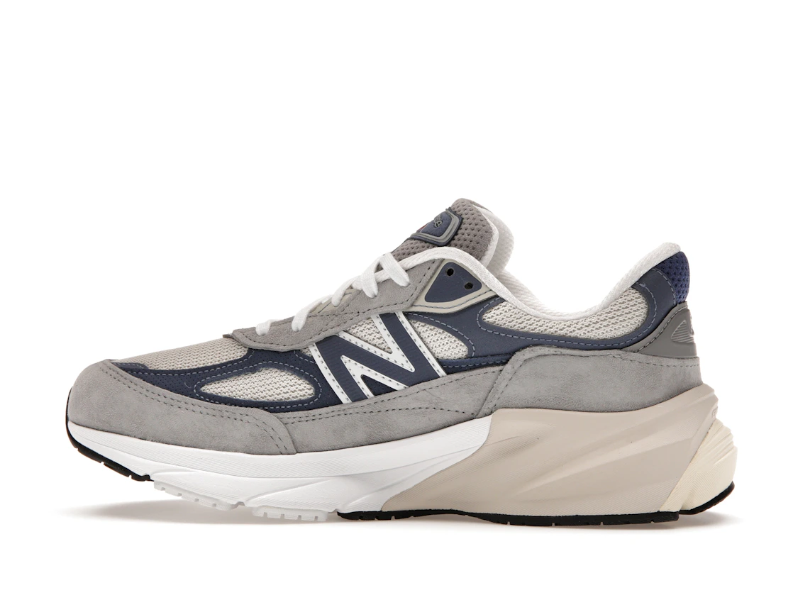 Vue 20 de New Balance 990v6 MiUSA Grey Day (2023)