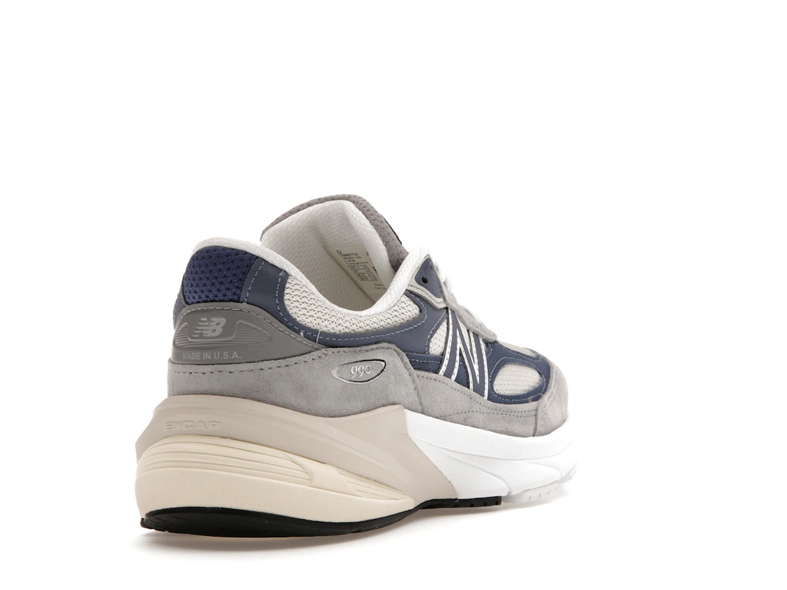 Vue 31 de New Balance 990v6 MiUSA Grey Day (2023)