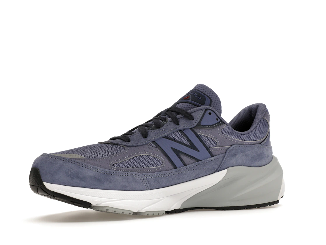 Vue 16 de New Balance 990v6 MiUSA Purple