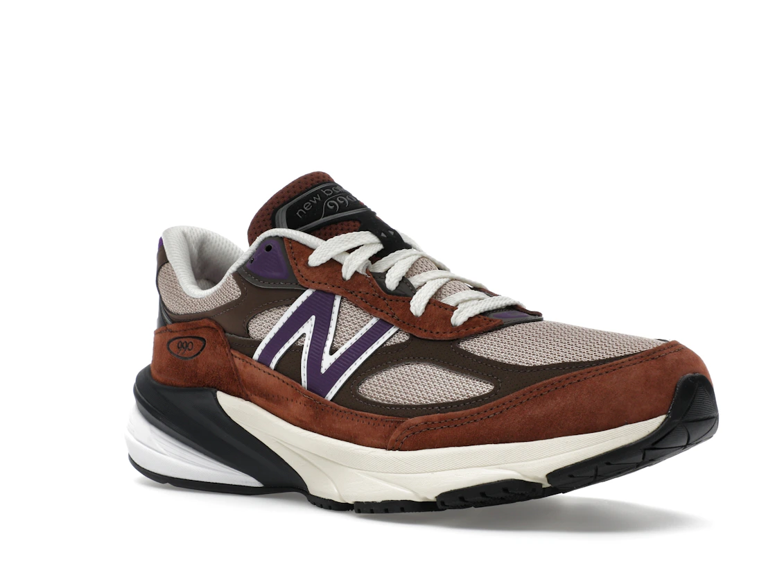Vue 5 de New Balance 990v6 MiUSA Rich Oak