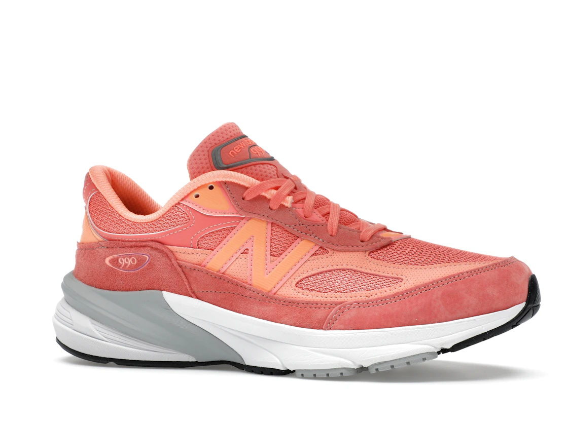 Vue 3 de New Balance 990v6 MiUSA Sunrise Rose