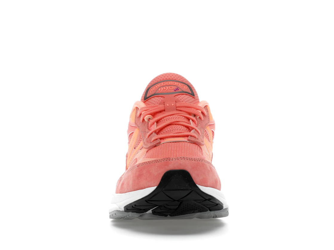 Vue 10 de New Balance 990v6 MiUSA Sunrise Rose