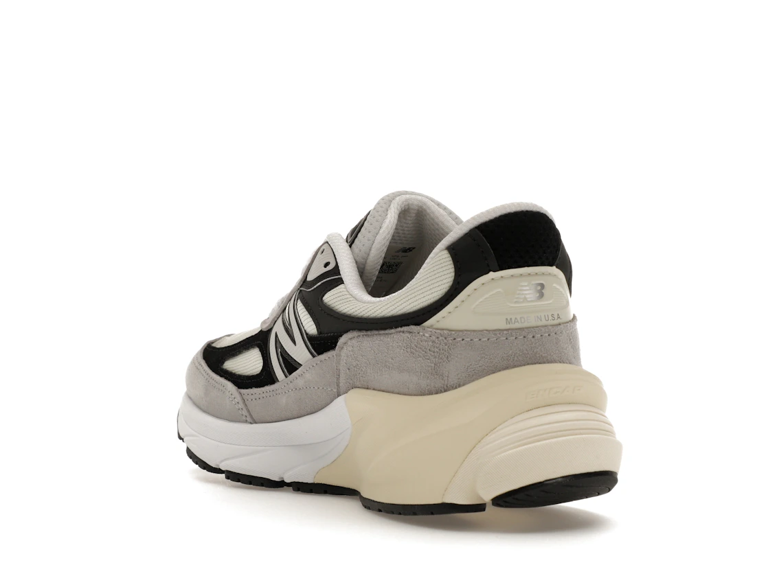 Vue 25 de New Balance 990v6 MiUSA Teddy Santis Grey Black