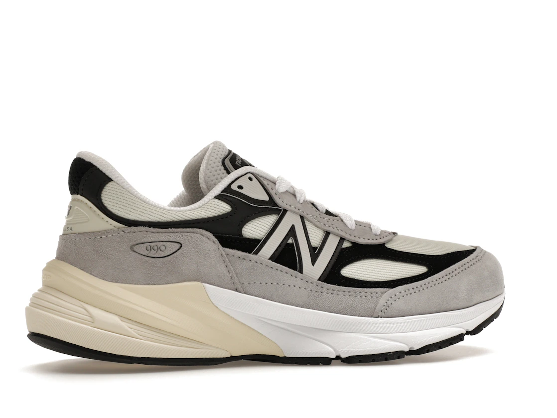 Vue 35 de New Balance 990v6 MiUSA Teddy Santis Grey Black