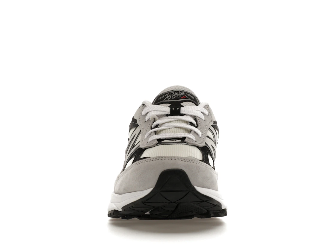 Vue 10 de New Balance 990v6 MiUSA Teddy Santis Grey Black