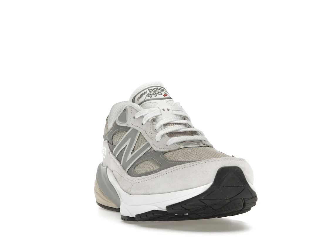 Vue 8 de New Balance 990v6 MiUSA Teddy Santis Reflection Marblehead