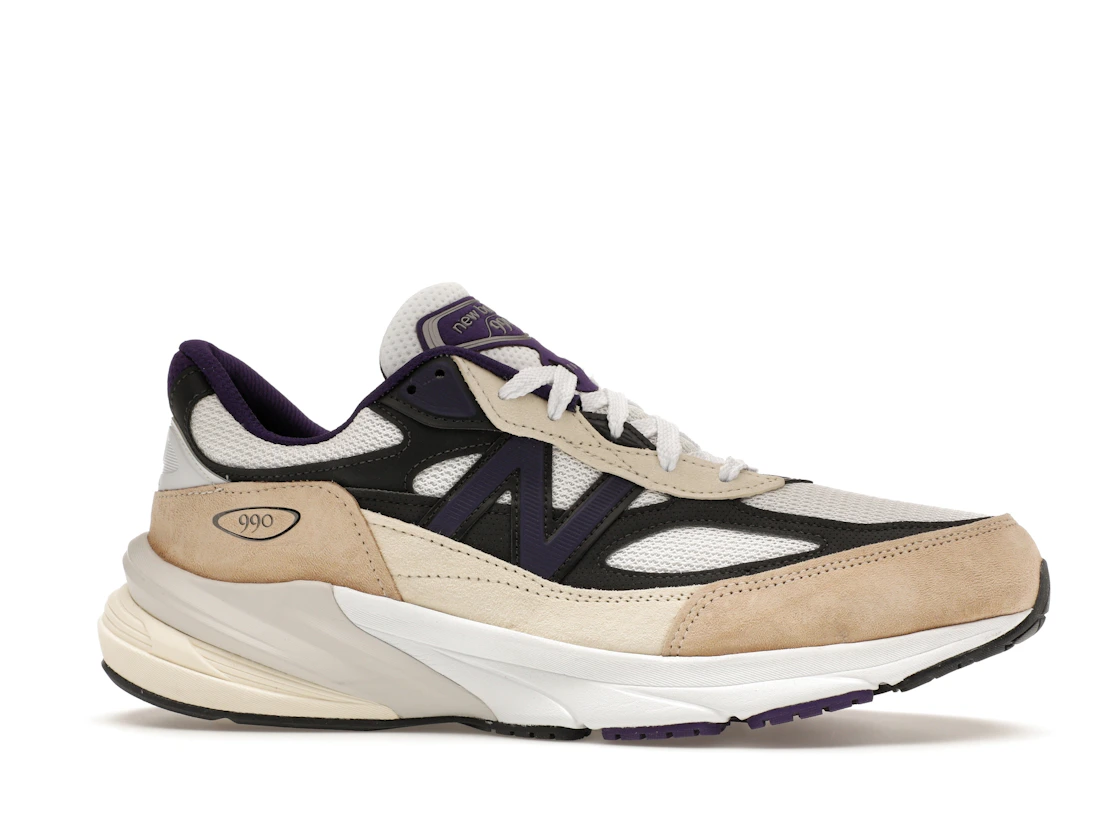 Vue 2 de New Balance 990v6 MiUSA Teddy Santis White Black Plum
