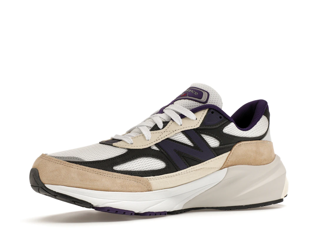 Vue 16 de New Balance 990v6 MiUSA Teddy Santis White Black Plum