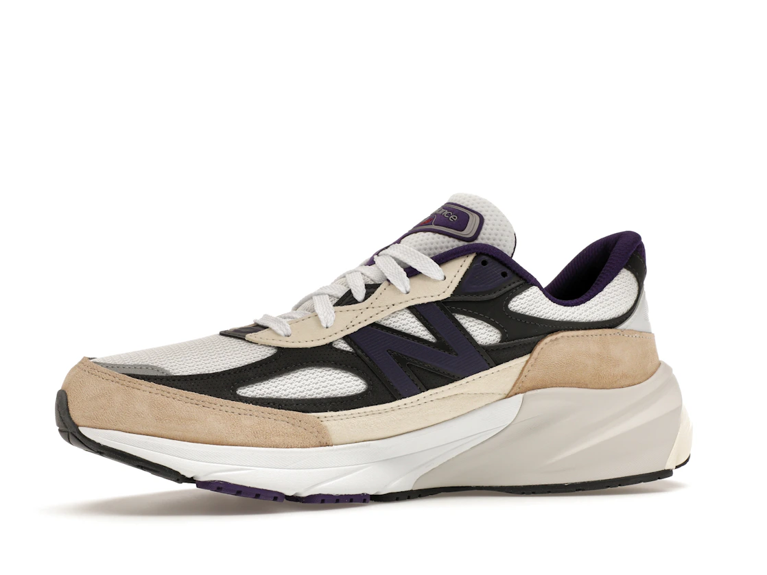 Vue 17 de New Balance 990v6 MiUSA Teddy Santis White Black Plum