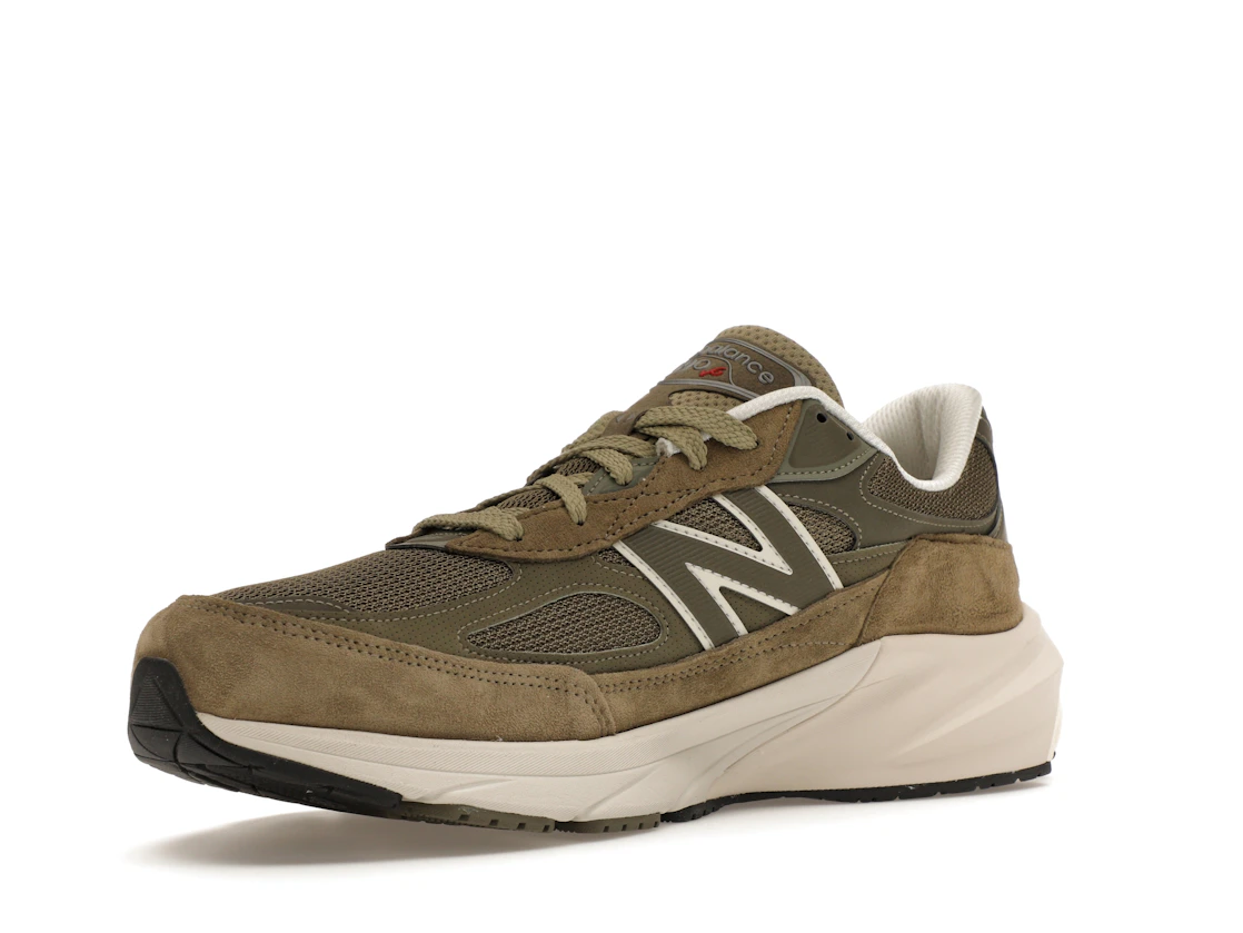 Vue 15 de New Balance 990v6 MiUSA True Camo