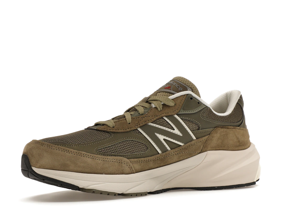 Vue 16 de New Balance 990v6 MiUSA True Camo