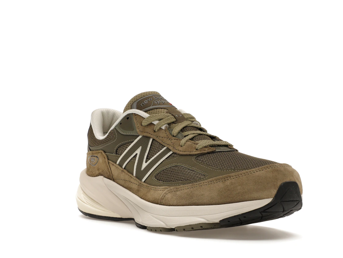 Vue 6 de New Balance 990v6 MiUSA True Camo