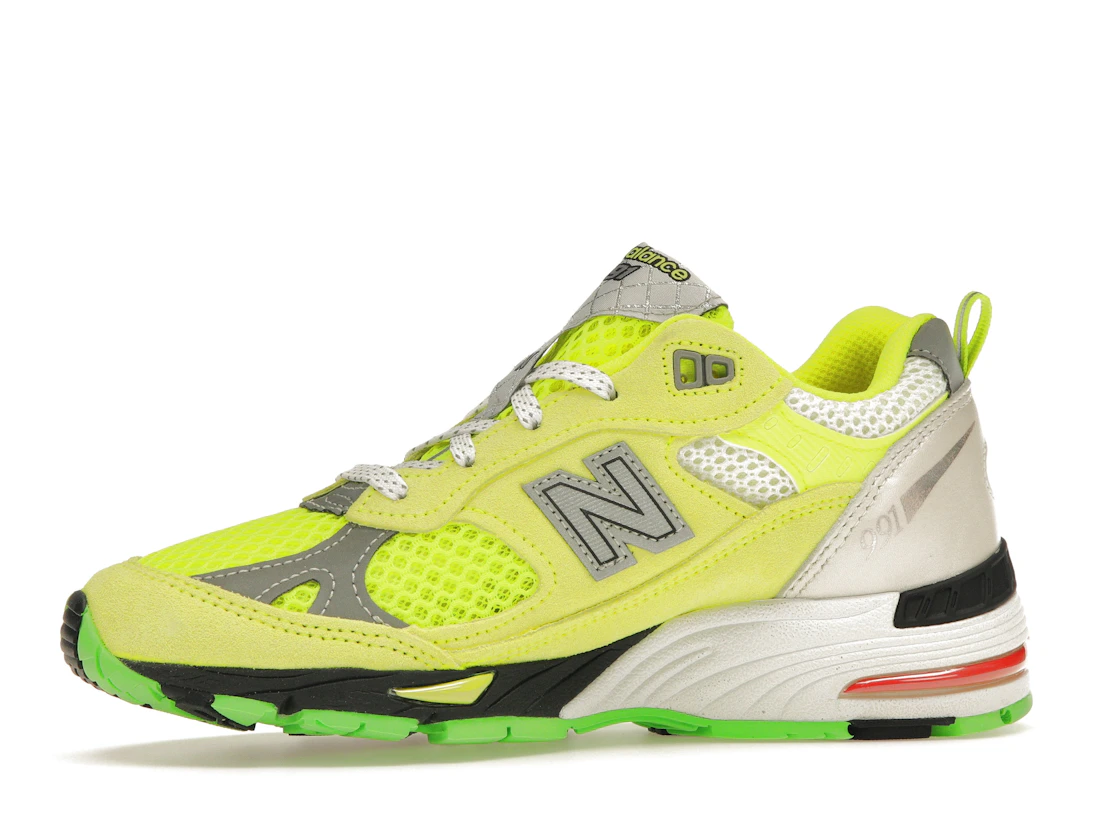 Vue 17 de New Balance 991 MiUK Aries Neon