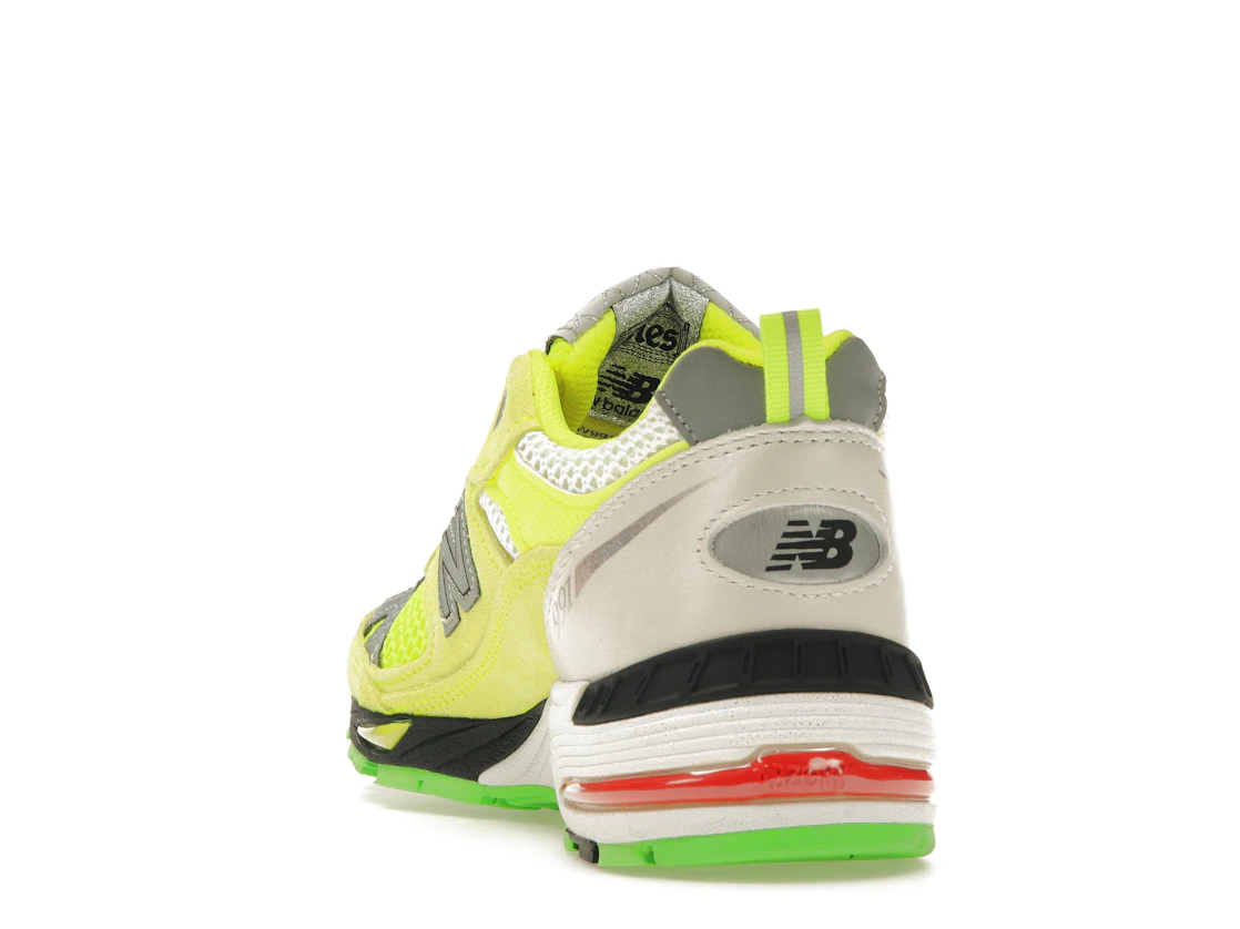 Vue 26 de New Balance 991 MiUK Aries Neon