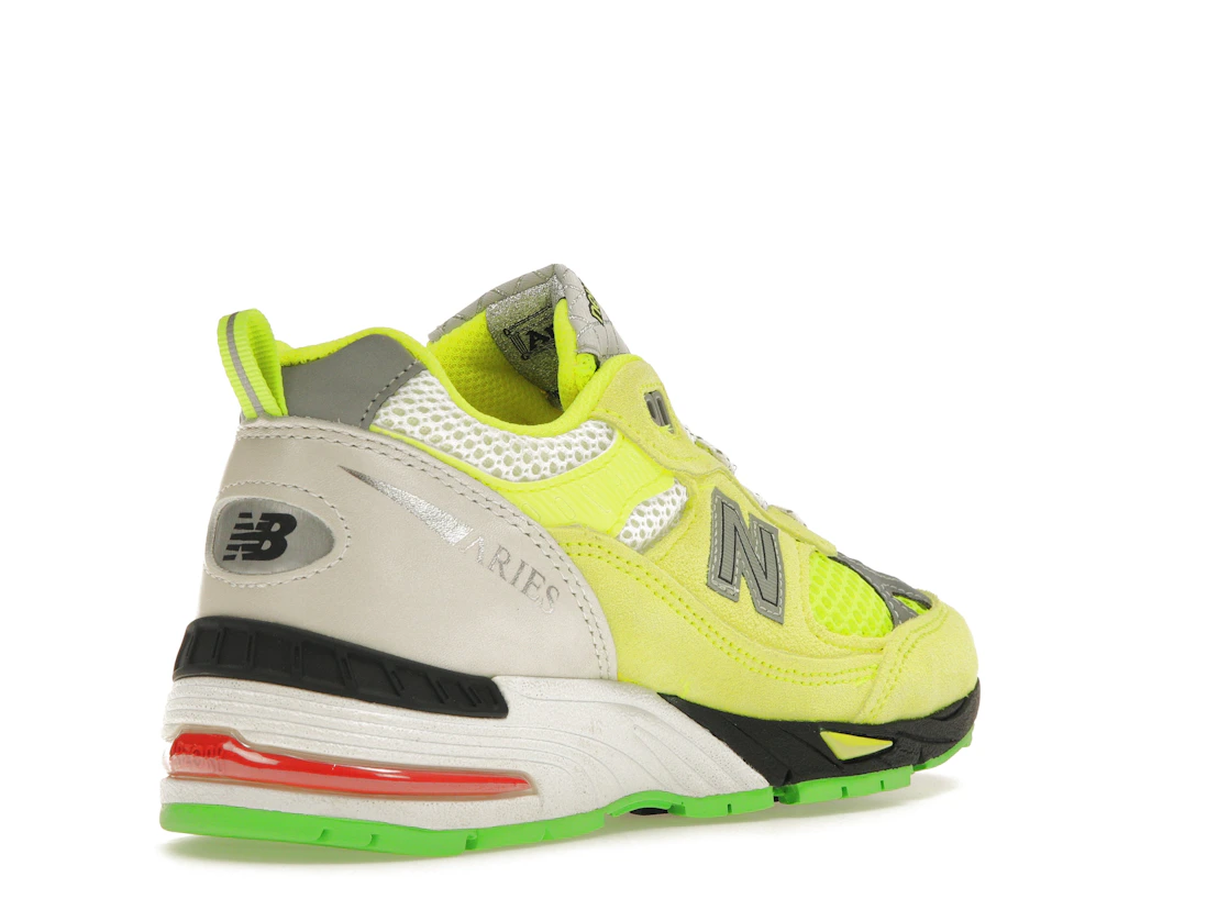 Vue 32 de New Balance 991 MiUK Aries Neon