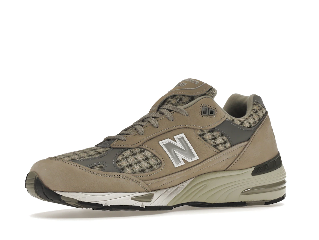 Vue 16 de New Balance 991 MiUK Harris Tweed