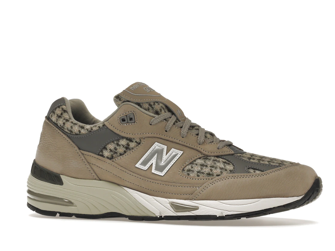 Vue 3 de New Balance 991 MiUK Harris Tweed