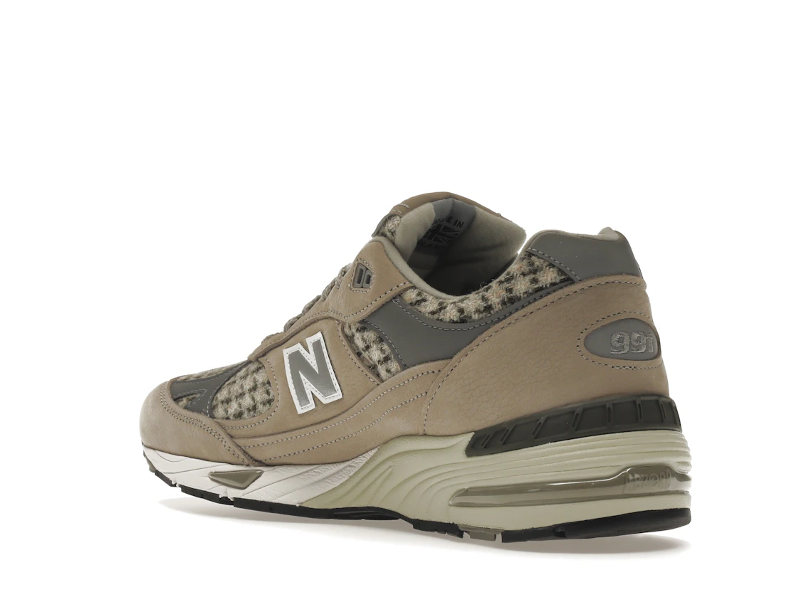 Vue 24 de New Balance 991 MiUK Harris Tweed