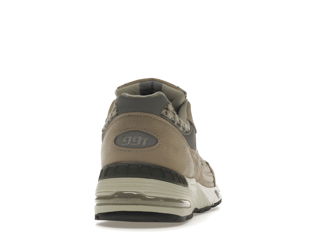 Vue 29 de New Balance 991 MiUK Harris Tweed