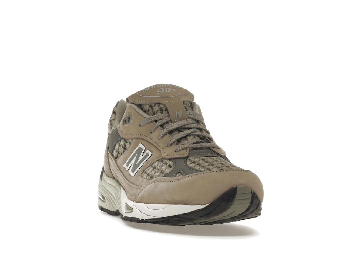 Vue 8 de New Balance 991 MiUK Harris Tweed