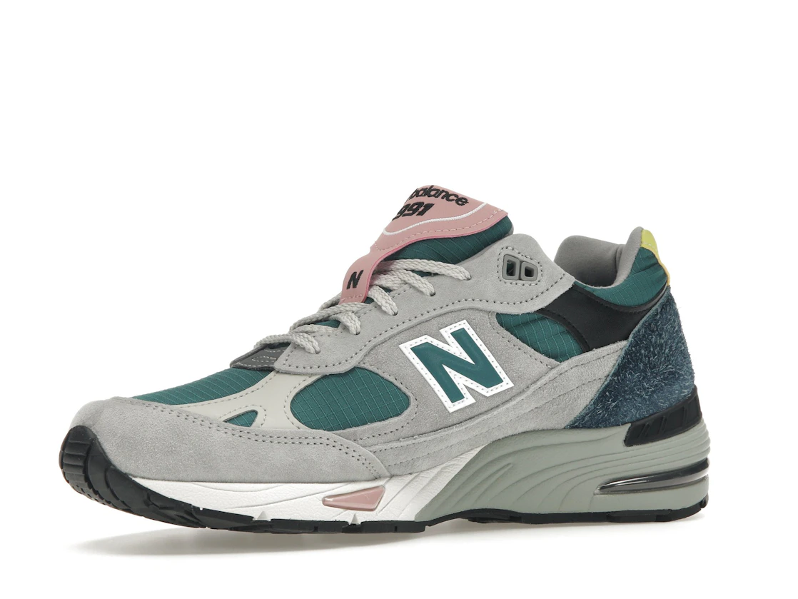 Vue 16 de New Balance 991 MiUK Pacific Majolica Blue