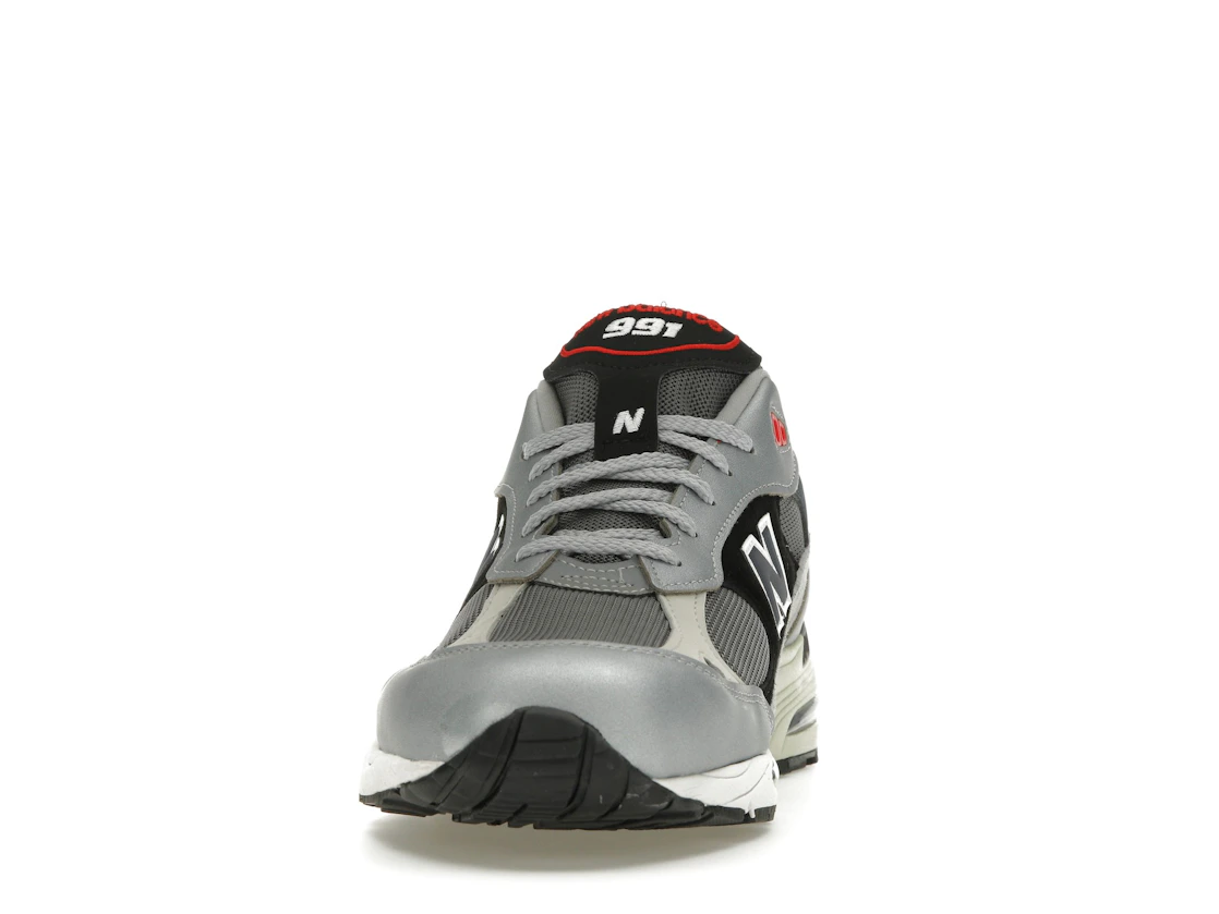 Vue 11 de New Balance 991 MiUK Silver