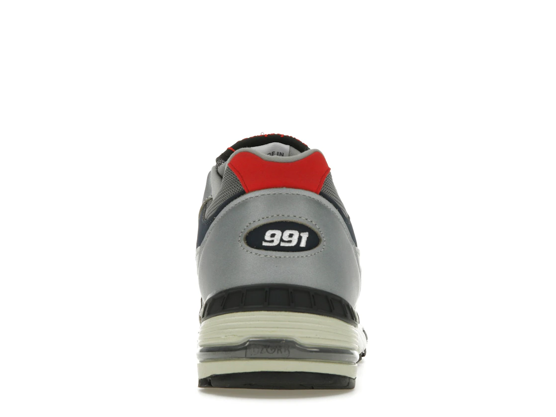 Vue 28 de New Balance 991 MiUK Silver