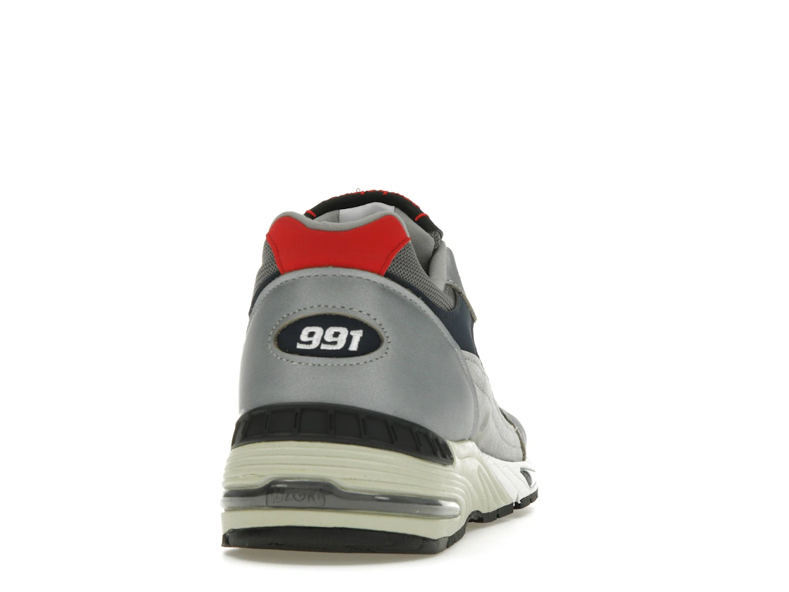 Vue 29 de New Balance 991 MiUK Silver