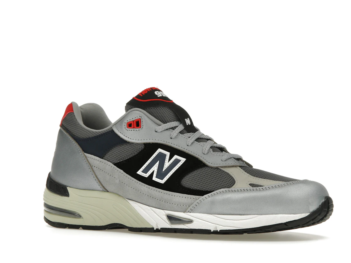 Vue 4 de New Balance 991 MiUK Silver
