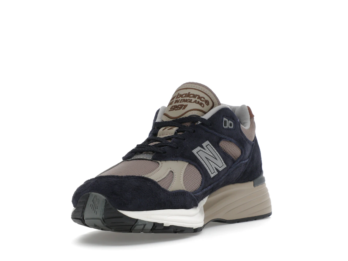 Vue 13 de New Balance 991v2 MiUK After Midnight Sepia Tint