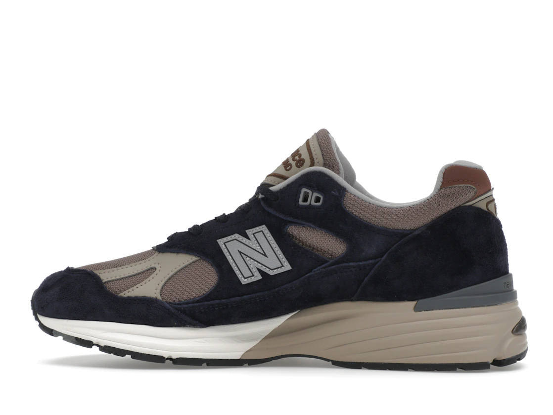 Vue 20 de New Balance 991v2 MiUK After Midnight Sepia Tint