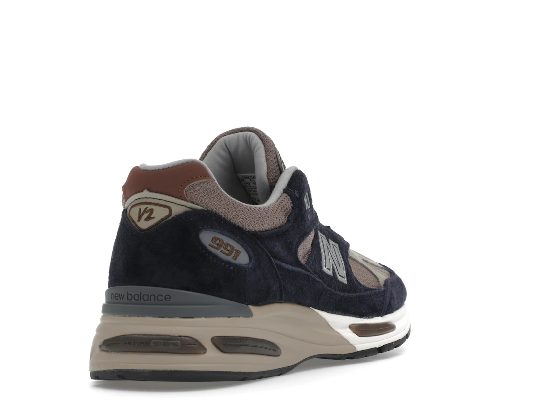Vue 31 de New Balance 991v2 MiUK After Midnight Sepia Tint