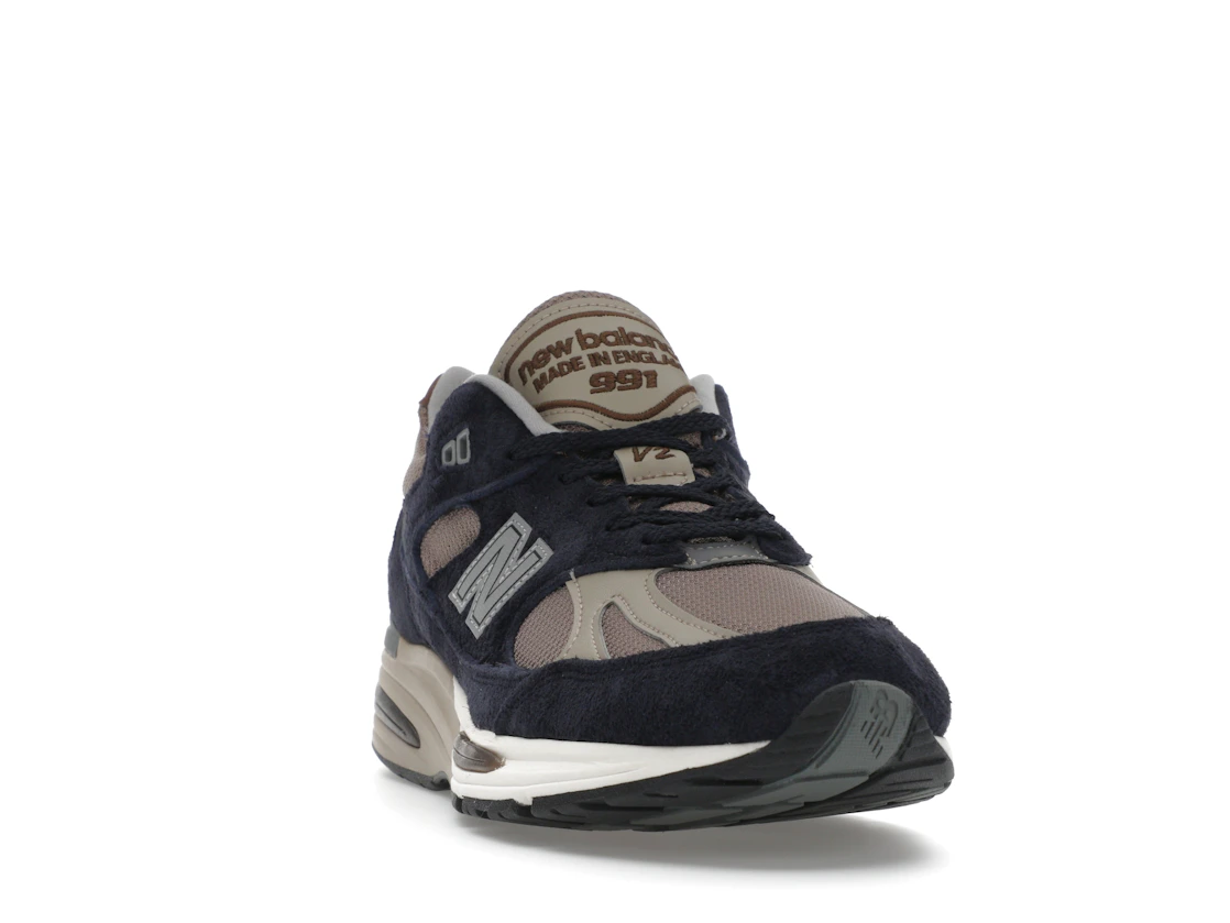 Vue 8 de New Balance 991v2 MiUK After Midnight Sepia Tint