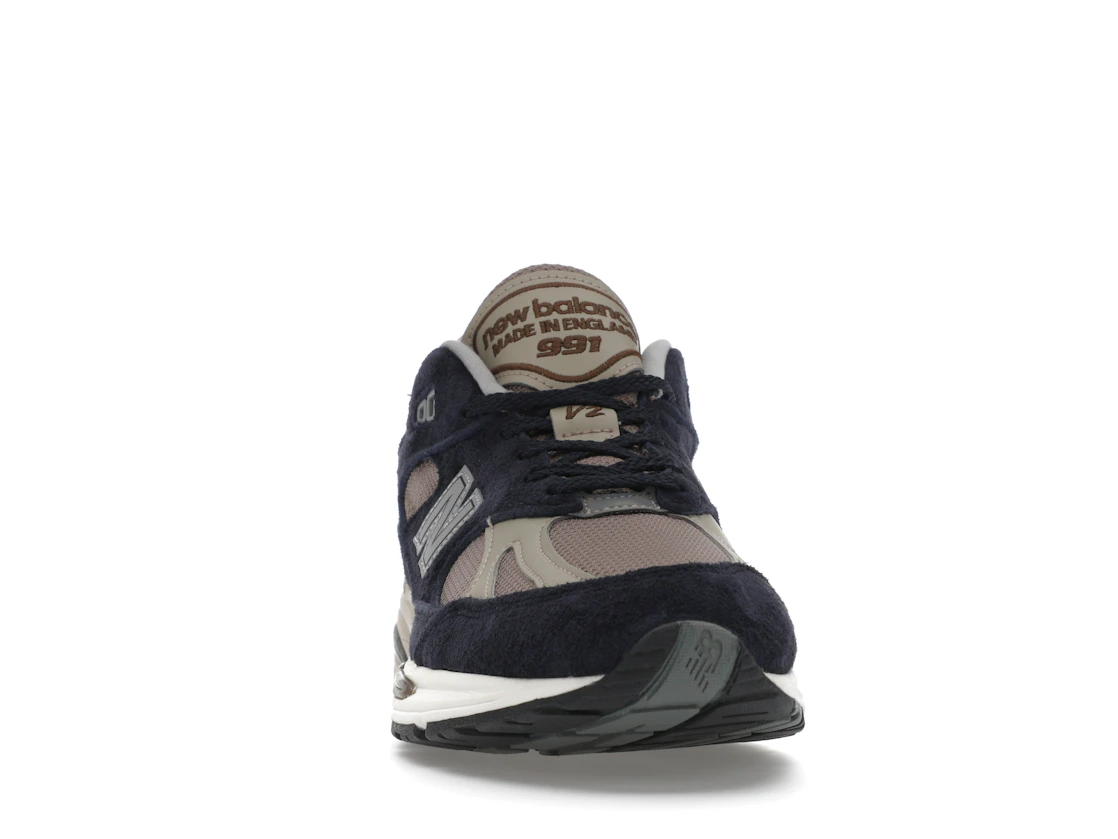 Vue 9 de New Balance 991v2 MiUK After Midnight Sepia Tint