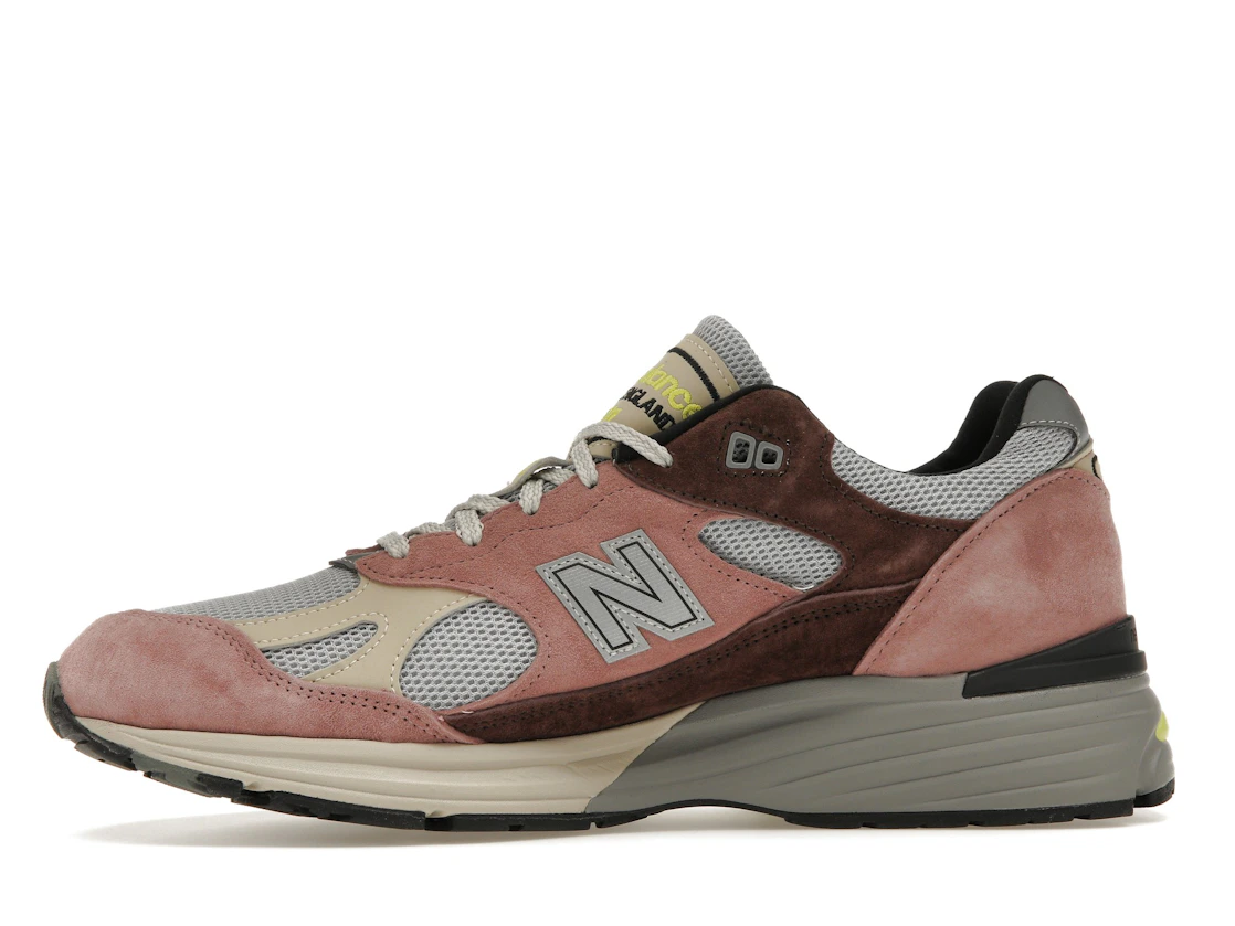 Vue 18 de New Balance 991v2 MiUK Rosewood