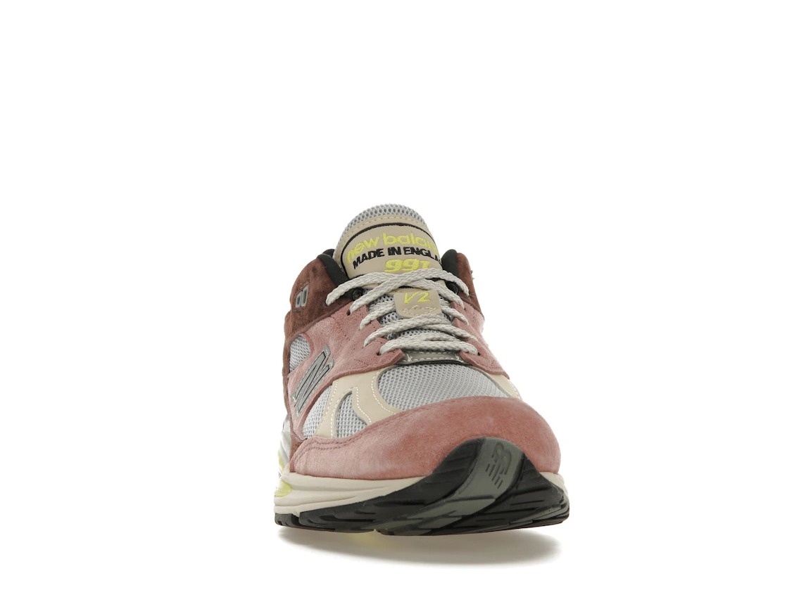 Vue 9 de New Balance 991v2 MiUK Rosewood